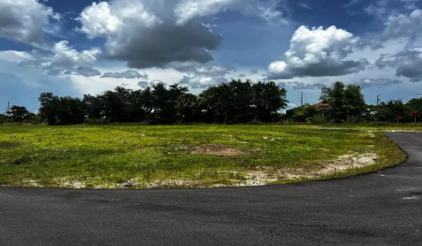 Corner over sized Lot