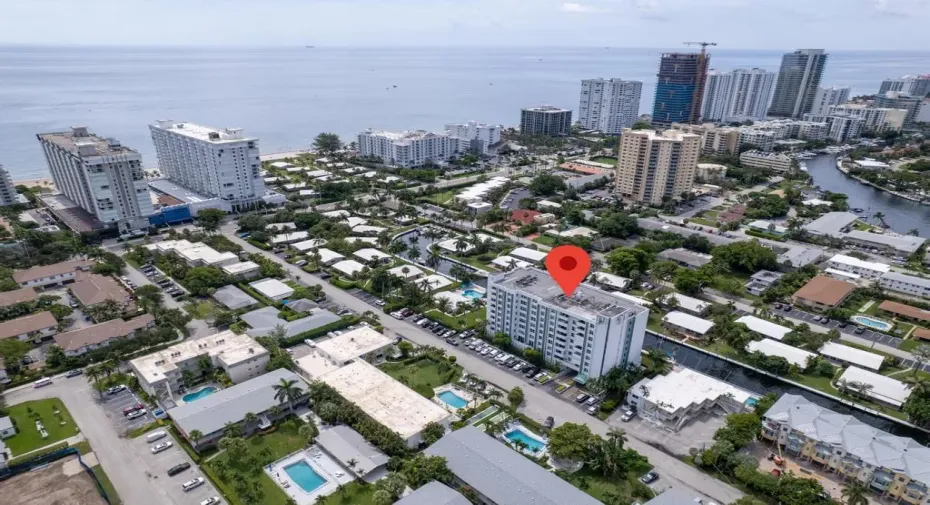 Minutes to the beach, shops, restaurants, Pompano Family Pier
