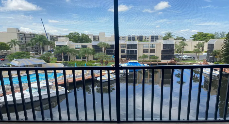 Lagoon & Pool Views