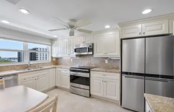 3300 S Ocean Blvd u1021_004