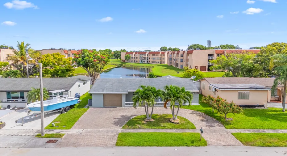 Great curb appeal; Home faces south