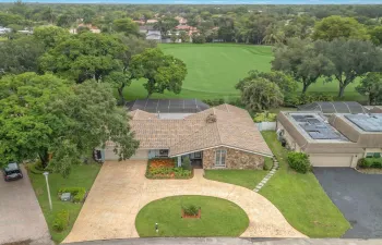9651 CONCH SHELL Manor