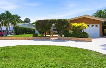 Located on a quiet street in Palm Beach Gardens
