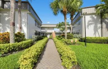 Pathway to 2nd floor unit.