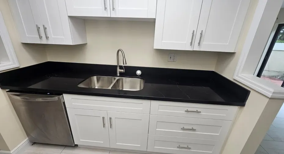 8801_KITCHEN_3