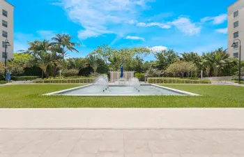 Amenities Courtyard