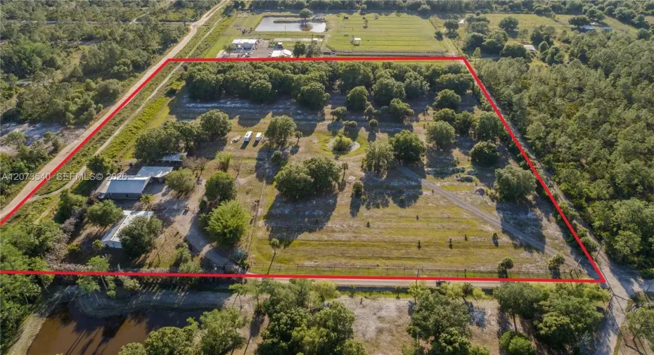 3880 Packinghouse Rd, Alva FL 33940