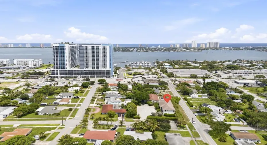 105 2nd St lake park - - 461