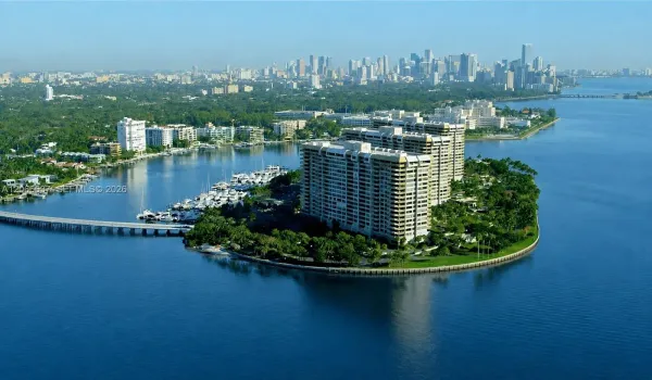 Grove Isle