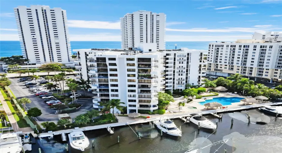 Renaissance III by the canal and I & II on the sand