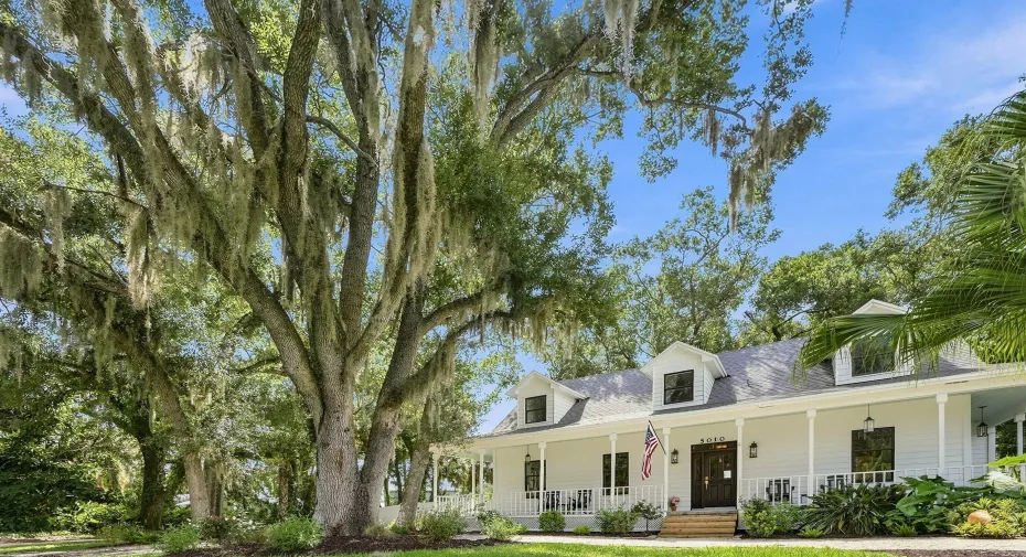 Southern Charm!