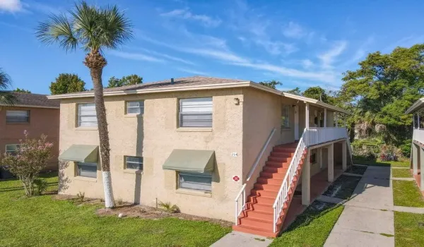 PALM GARDENS CONDO CB 3 PGS 9-11 BLDG 71