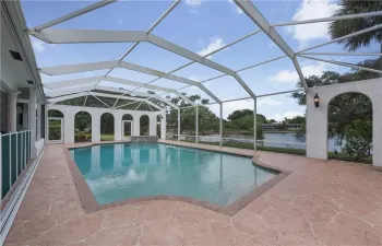4903 woodlands 18