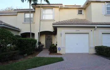 13394 Georgian Ext Front