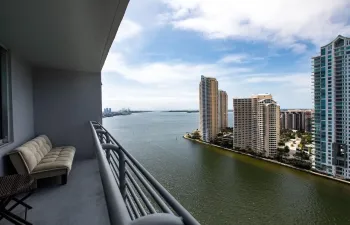 balcony2