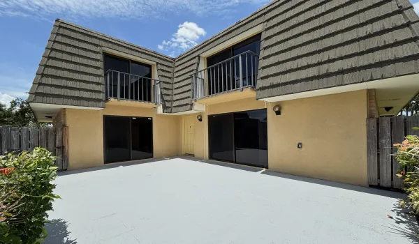 Large Patio w/onlooking balconies