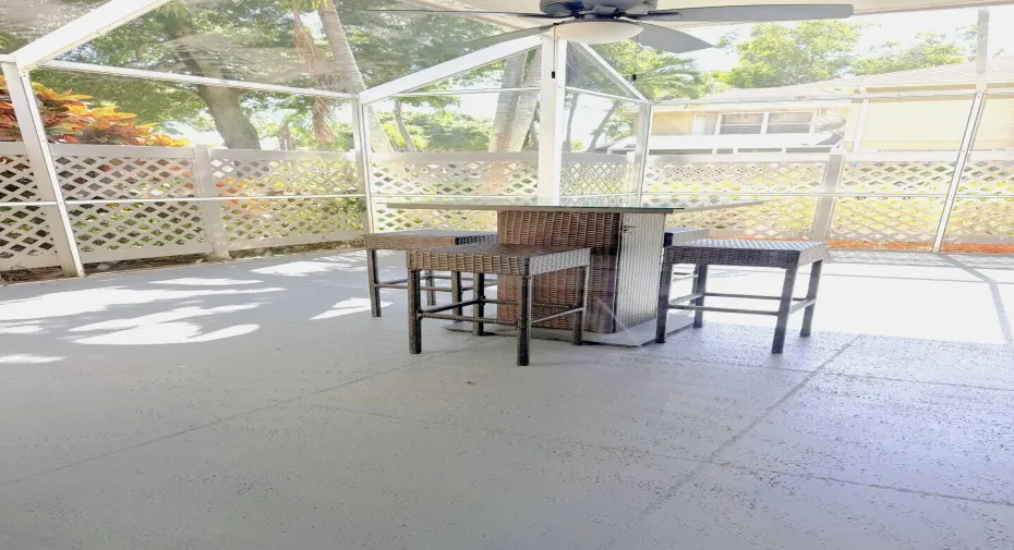 5404 Patio