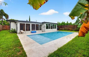 Brand New Saltwater pool with a lounge chaise ledge