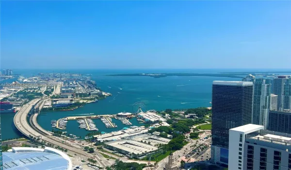 Listed Stunning unit for rent at the paramount by Andrea Guzman