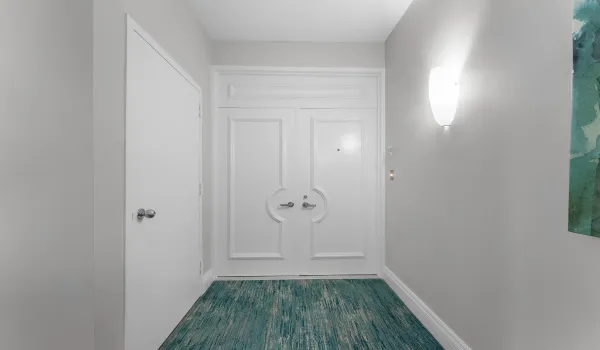 001-5280NorthOceanDrive-16E-RivieraBeach