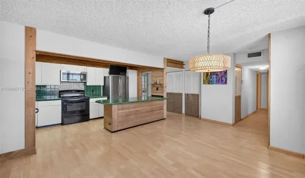 Virtually Staged (no furniture)