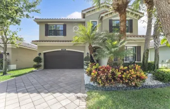 Front of home. Beautiful landscapre.