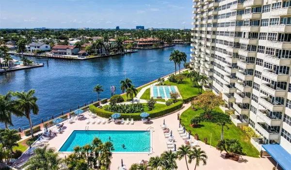 IntraCoastal Heated Pool