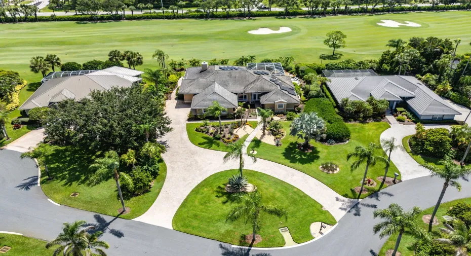 4084 SW Gleneagle Cr.