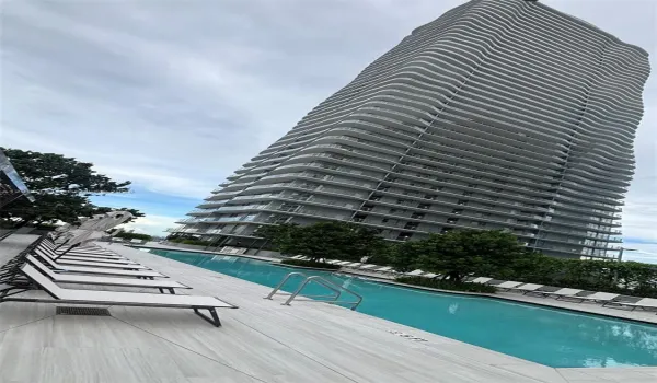asa Bella Residences by B&B Italia – iconic tower and resort-style pool deck