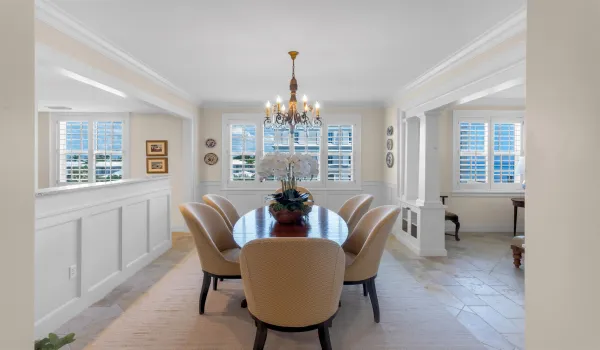 DINING_ROOM_STRAIGHT