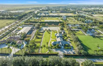 4915 Stables Way Wellington FL-large-002