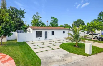 6135 NW 24th Court-8