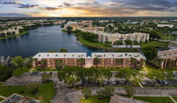 27-7428 Ashmont Cir, Tamarac-33