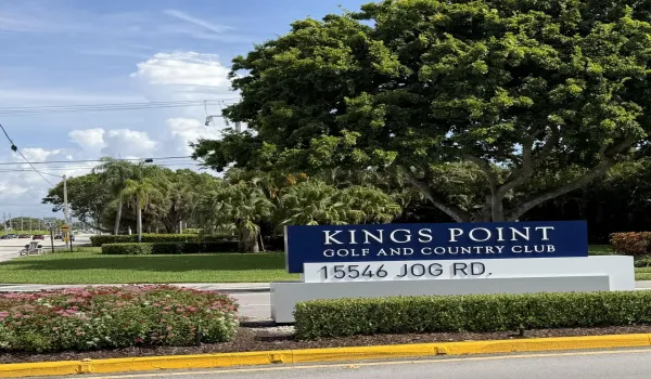 Kings Point Entry Gate