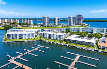 045-29YachtClubDrive-304-NorthPalmBeach-