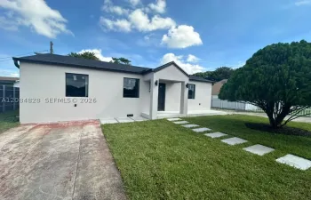 Front of home with driveway