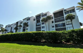 2400 S Ocean Dr 7626