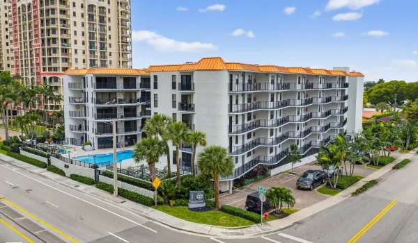Tradewinds by the Sea