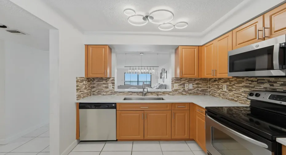 6093_Pointe_Regal_Circle_209_Delray_Beac