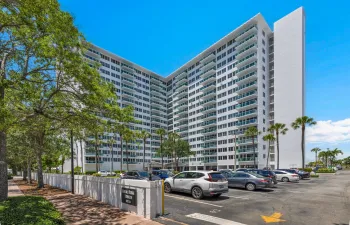 3233l NE 34th St #1406 00040