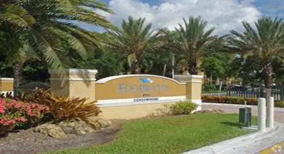 EDGEWATER 8977 2-302 GATE