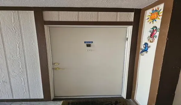 1000068871