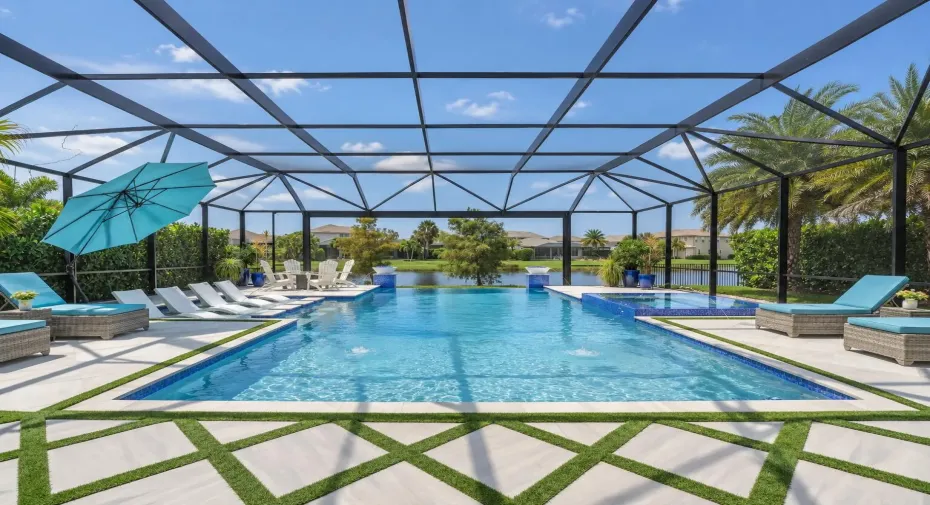 Infinity-edge Pool