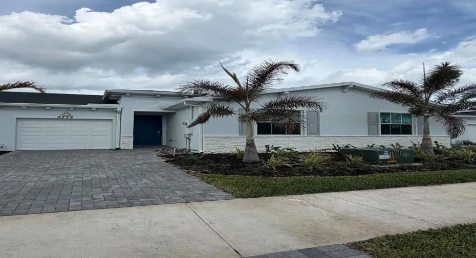 3772-harborside ave Front