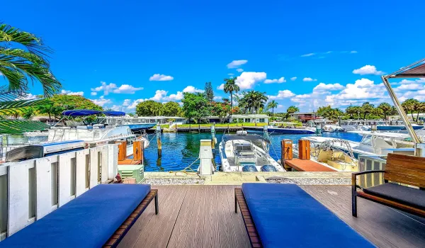 Waterfront living at its best!
