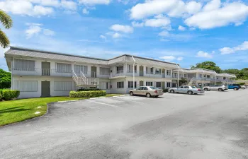 001-3160LakeOsborneDrive-206-LakeWorthBe
