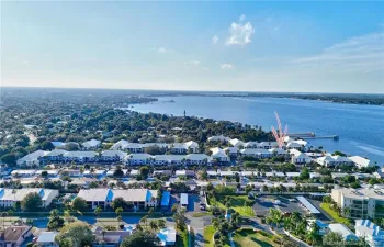 Unit close to River, Pool, Pier and Clubhouse