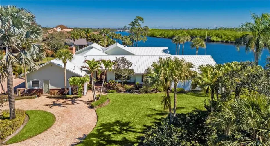 Arial view of front of house