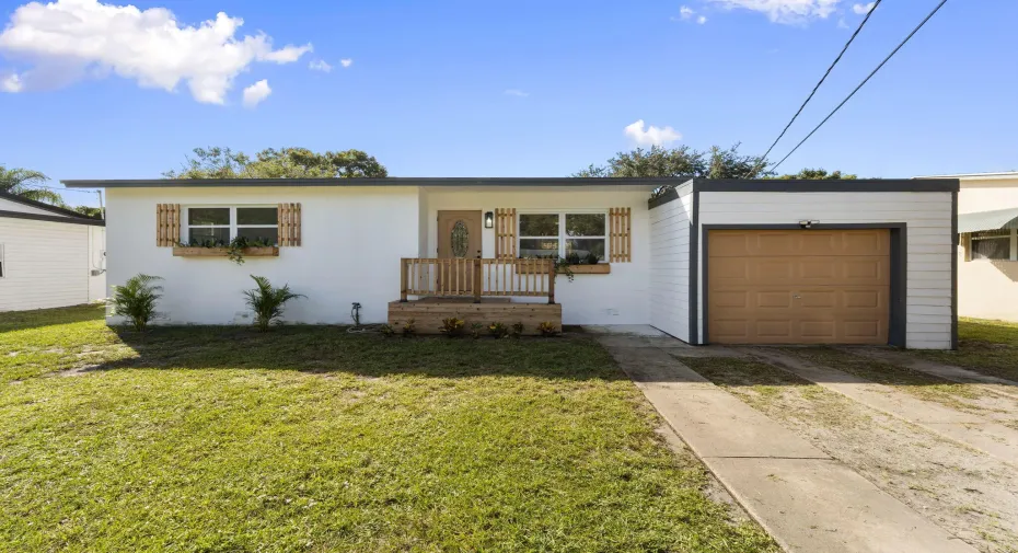 1107 JASMINE AVE, FORT PIERCE, FL