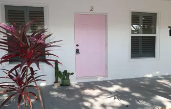 614 Palm St. Apt 2 West Palm Beach 33401